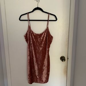 Velvet pink dress